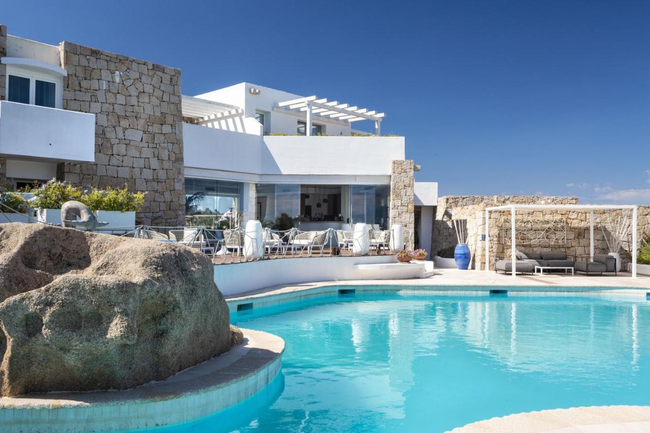 Hotel Grand Relais Dei Nuraghi (Adults Only) Baja Sardinia Ngoại thất bức ảnh