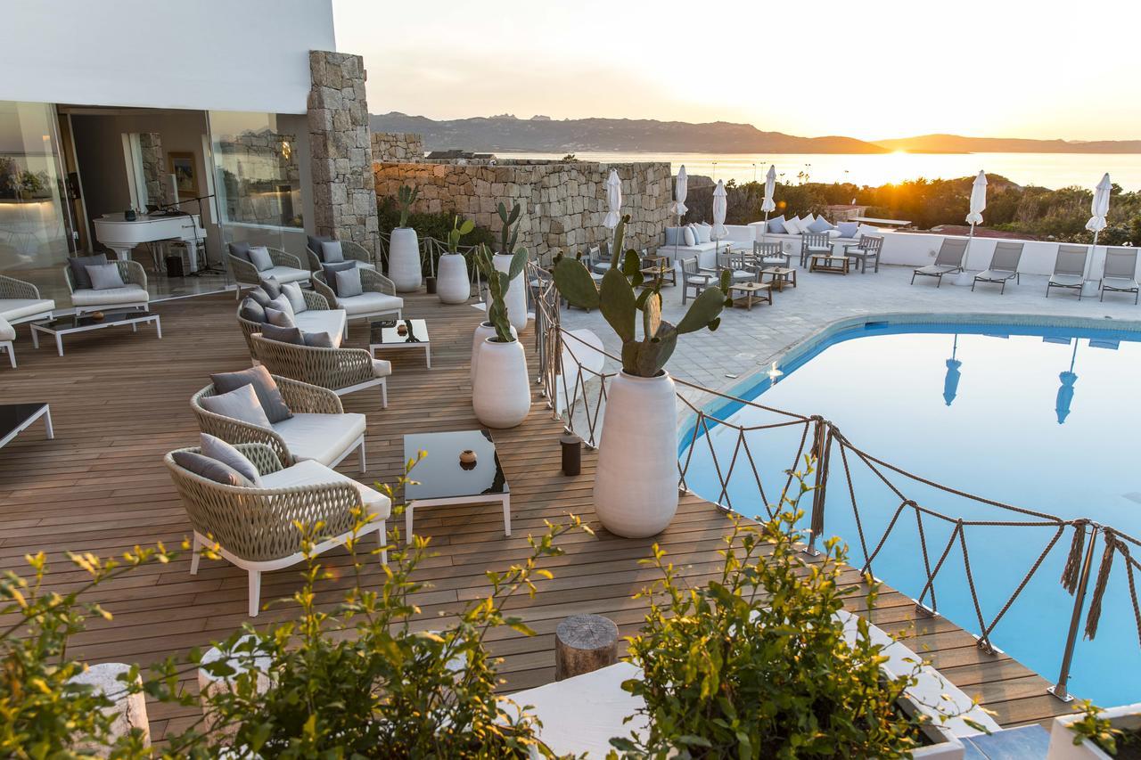 Hotel Grand Relais Dei Nuraghi (Adults Only) Baja Sardinia Ngoại thất bức ảnh