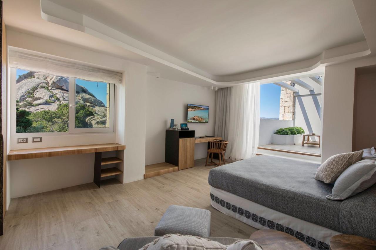 Hotel Grand Relais Dei Nuraghi (Adults Only) Baja Sardinia Ngoại thất bức ảnh