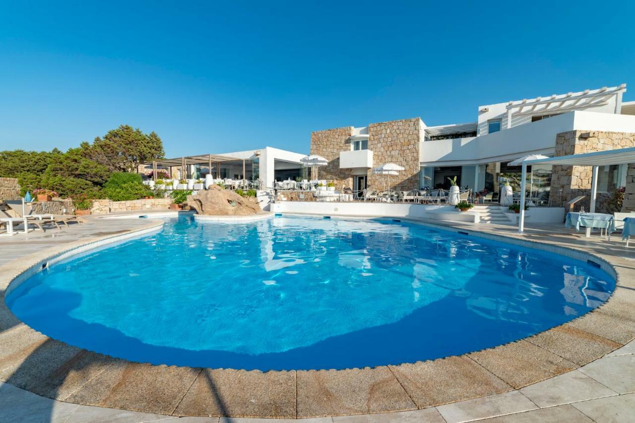 Hotel Grand Relais Dei Nuraghi (Adults Only) Baja Sardinia Ngoại thất bức ảnh